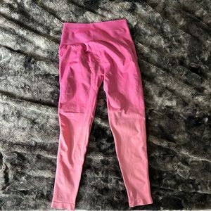 NWOT BUFFBUNNY COLLECTION SYNERGY
SEAMLESS LEGGING - PINK OMBRE L